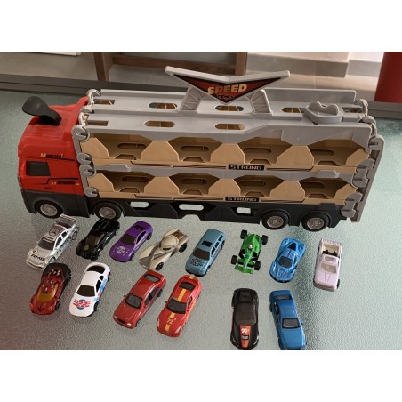 Camion transporteur de voiture