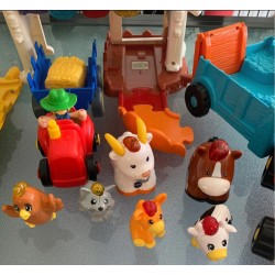 Super ferme interactive des animaux - Super tracteur à remorque - Tut Tut Animo