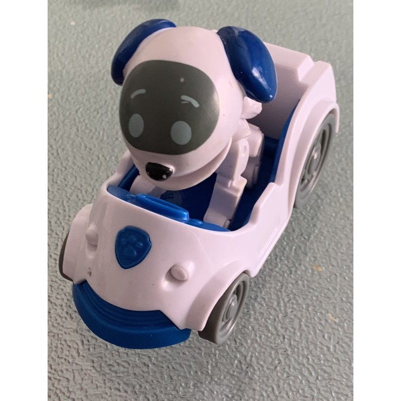 Robot patpatrouille et sont vehicule