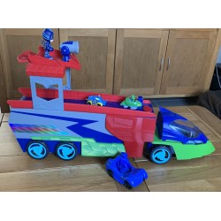 Camion et figurines Pyjamasques